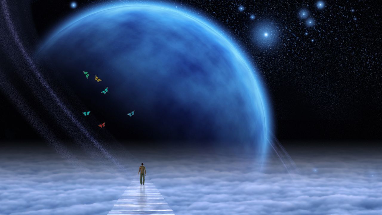 Image symbolizing spiritual cleansing under a waning moon